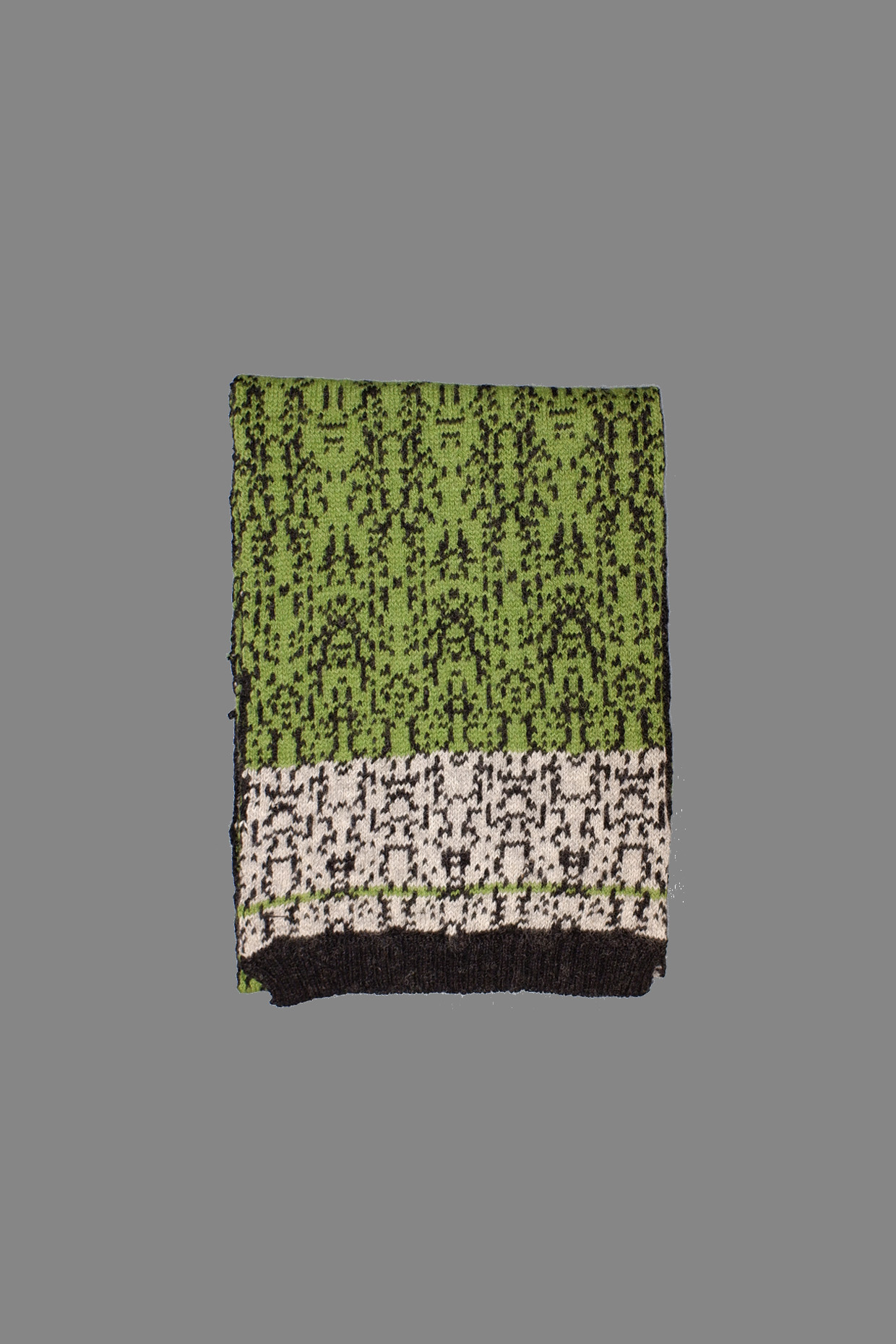 Pop Punch 'the Low End Theory' Scarf image 1