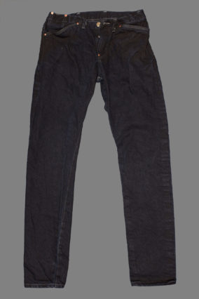 Type 127 Slim Tapered Jeans