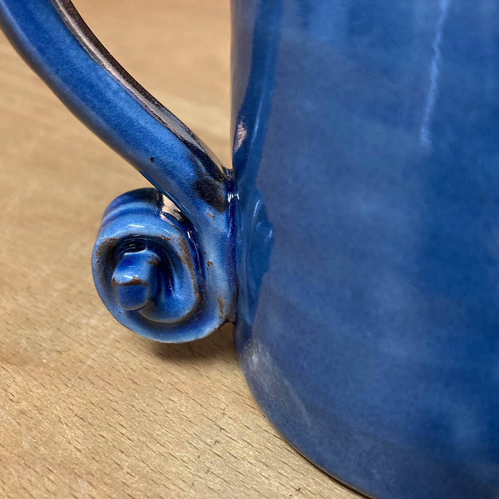 On Coffee Mugs and Understandable Construction